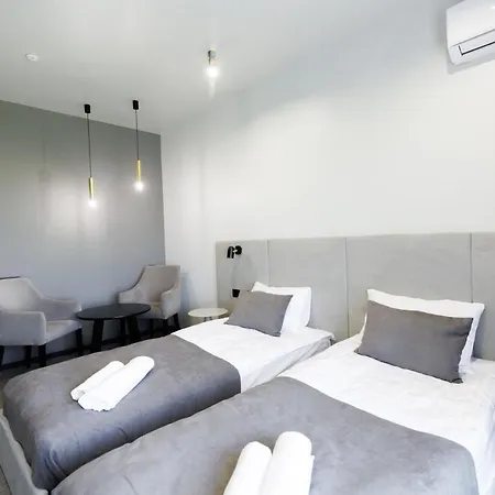 Grey Hotel Duliby